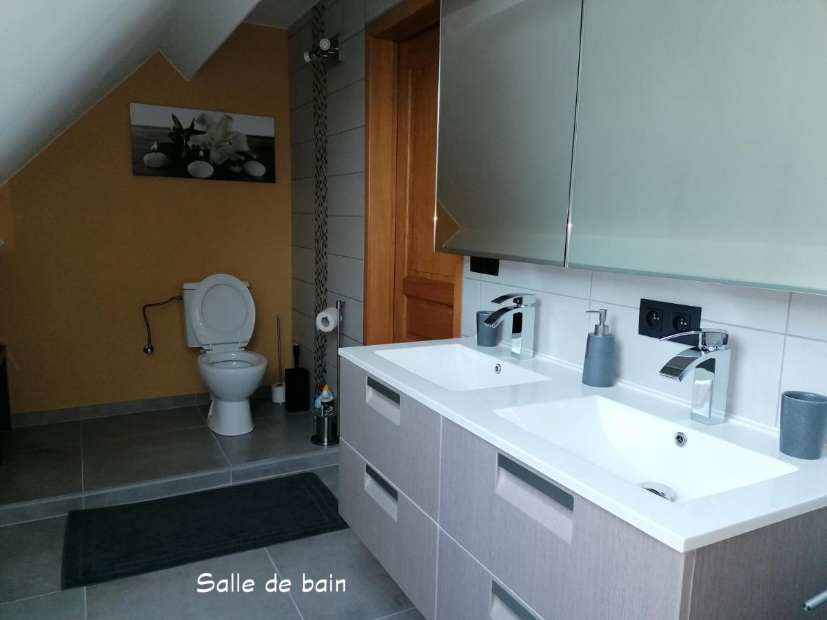 Le Cerisier Bed & Breakfast Bioul Exterior foto